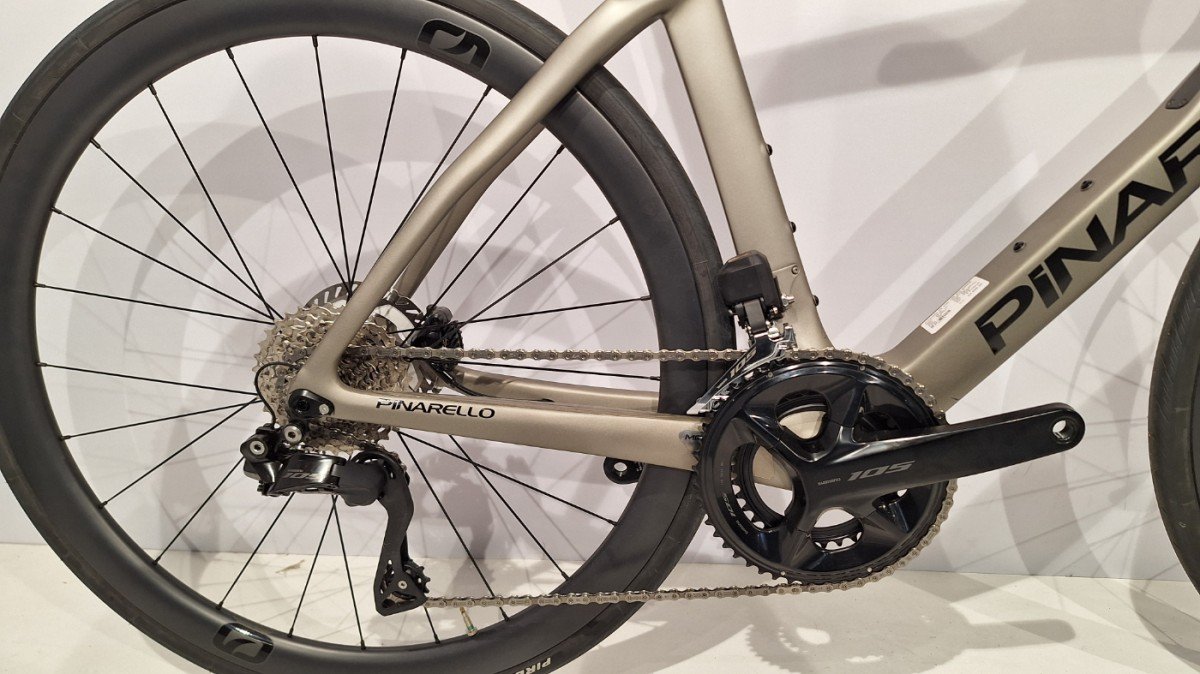 Pinarello F5 disc 105 Di2 800DB  - Afbeelding 4