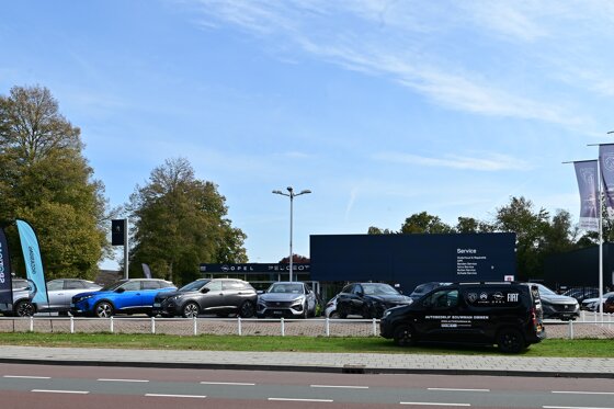 Bouwman Peugeot & Opel