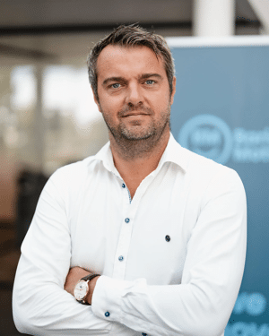 Niels De Busschere