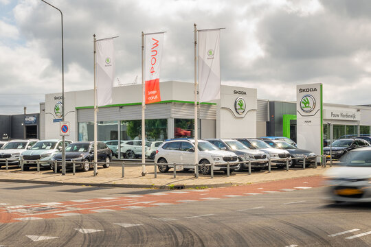 Pouw Harderwijk Škoda | VW Bedrijfswagens | Occasioncentrum