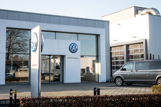 Pouw Apeldoorn Bedrijfswagencentrum