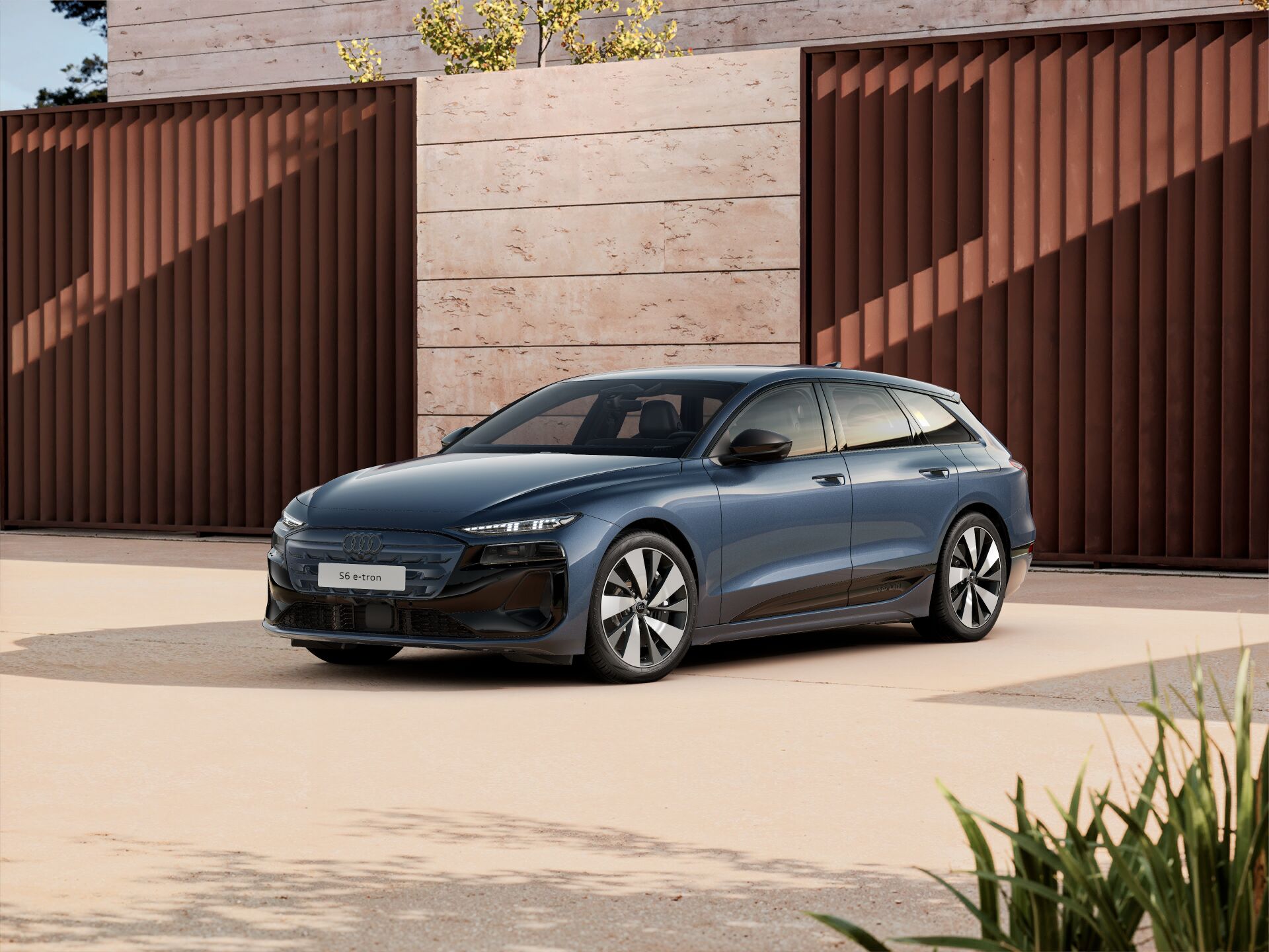 Audi S6 Avant e-tron