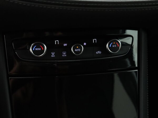 Electronic Climate Control(ECC), Dual zone
