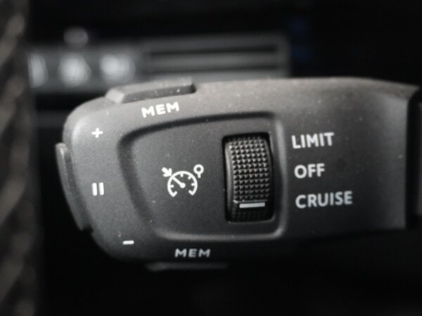 cruise control adaptief met Stop&Go en stuurhulp