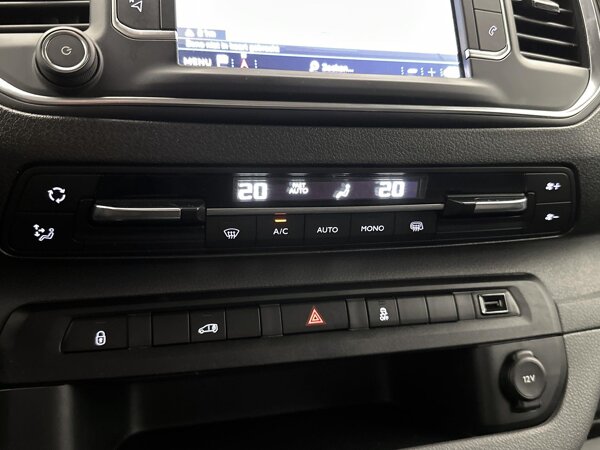 Climate Control (dual-zone)