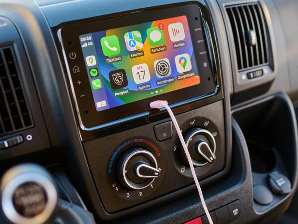 Apple Carplay/Android Auto