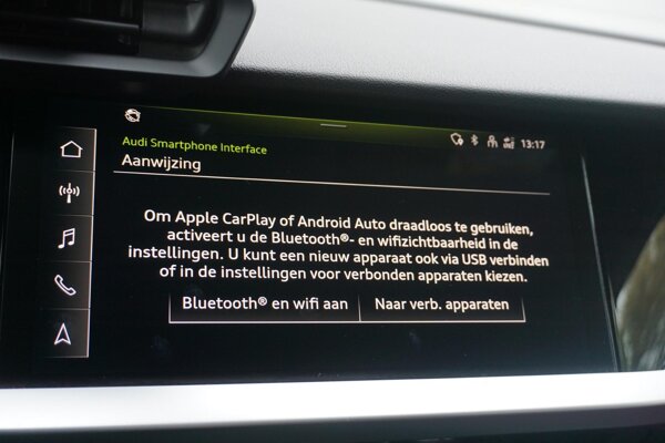 Apple Carplay/Android Auto