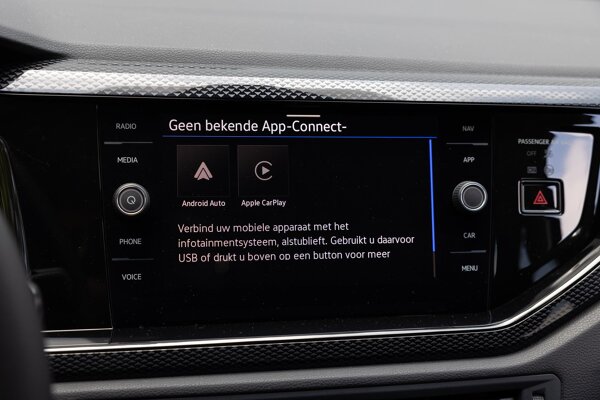 Apple Carplay/Android Auto