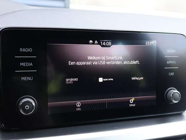 Apple Carplay/Android Auto