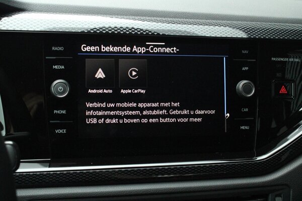 Apple Carplay/Android Auto