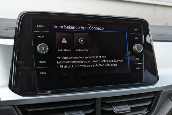 Apple Carplay/Android Auto