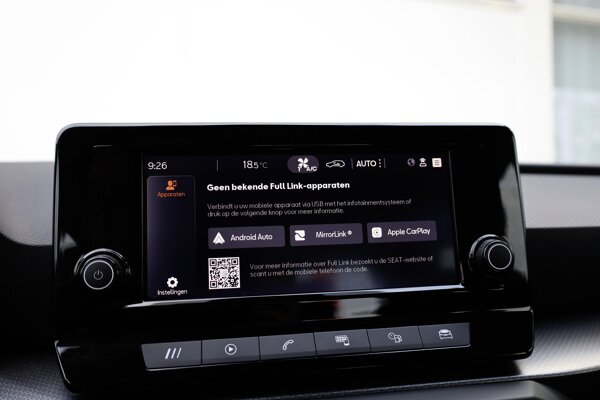 Apple Carplay/Android Auto