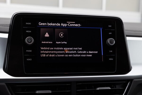 Apple Carplay/Android Auto