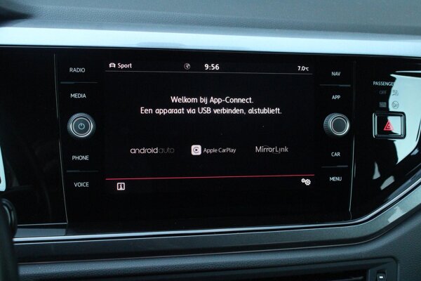 Apple Carplay/Android Auto