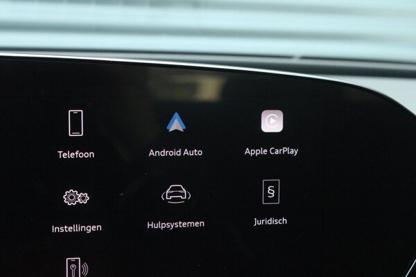 Apple Carplay/Android Auto