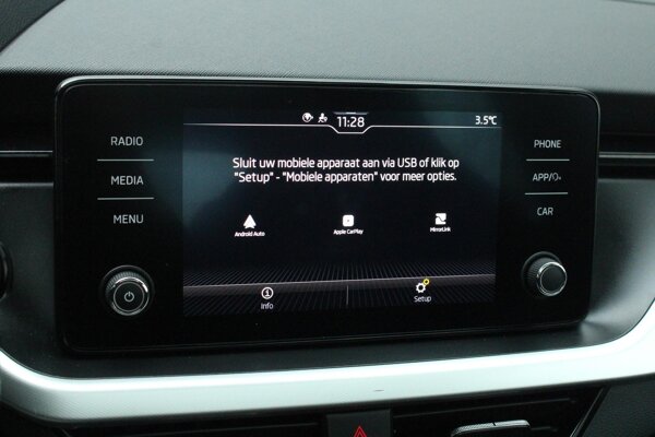 Apple Carplay/Android Auto