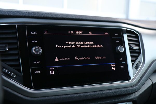 Apple Carplay/Android Auto