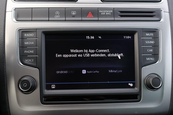 Apple Carplay/Android Auto