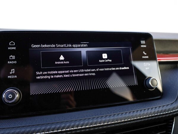 Apple Carplay/Android Auto