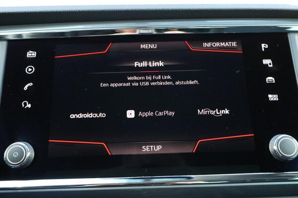 Apple Carplay/Android Auto