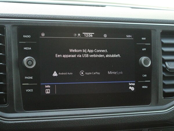 Apple Carplay/Android Auto