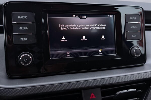 Apple Carplay/Android Auto