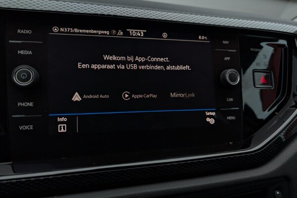 Apple Carplay/Android Auto