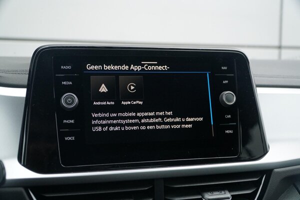 Apple Carplay/Android Auto