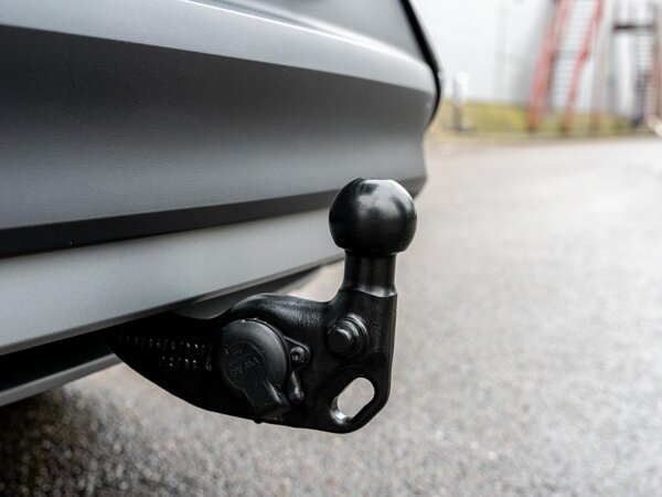 trekhaak elektrisch uitklapbaar