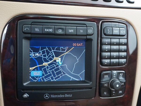 COMAND met radio / navigatiesysteem