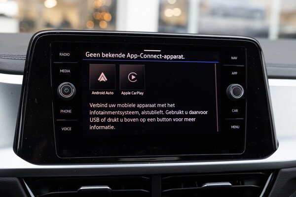 Apple Carplay/Android Auto