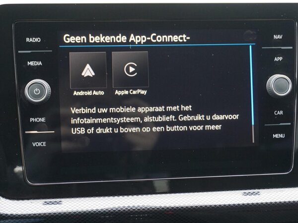 Apple Carplay/Android Auto
