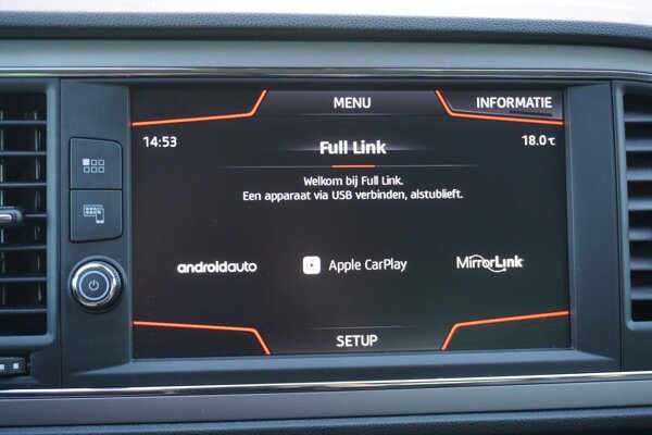 Apple Carplay/Android Auto