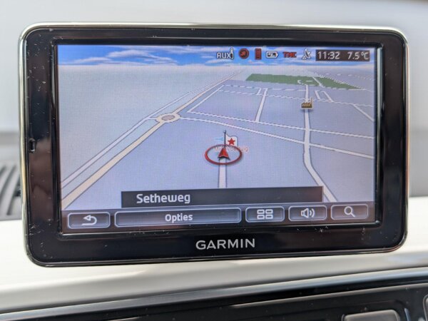 navigatiesysteem uitneembaar