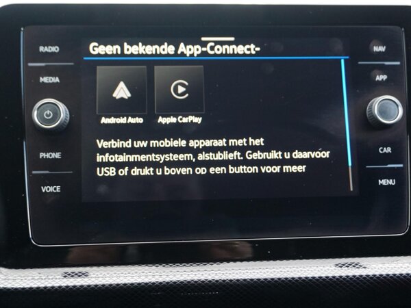 Apple Carplay/Android Auto