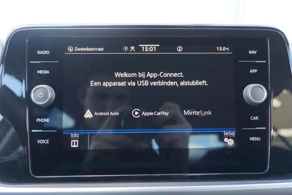Apple Carplay/Android Auto