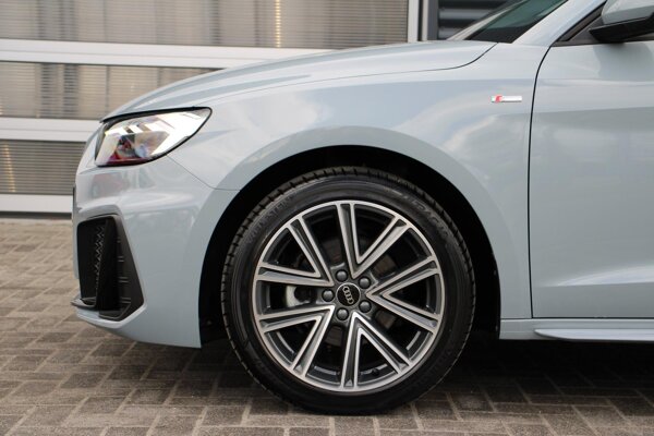 Velgen, 5-arm-ster, 7,5Jx17, bandenmaat 215/45 R17