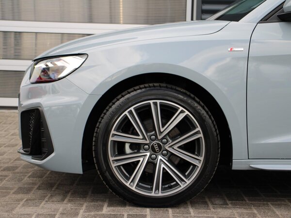 Velgen, 5-arm-ster, 7,5Jx17, bandenmaat 215/45 R17
