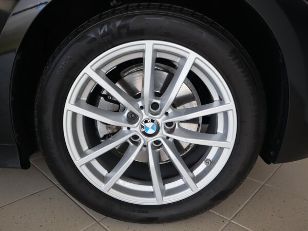 17 inch lichtmetalen wielen V-spaak (styling 778)* in Reflex Silver