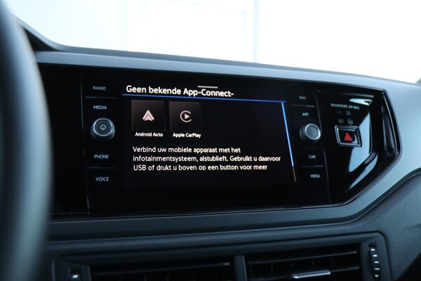 Apple Carplay/Android Auto