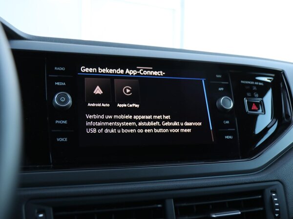 Apple Carplay/Android Auto