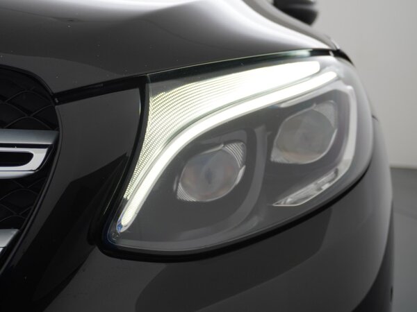 Led-koplampen high-performance met geïntegreerde dagrijverlichting en mistlampfunctie
