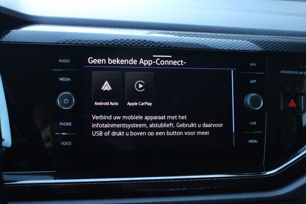 Apple Carplay/Android Auto