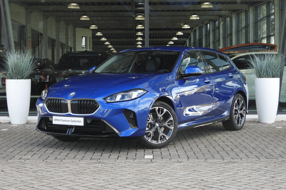 BMW 1 Serie 120 M Sport Automaat - Afbeelding 1