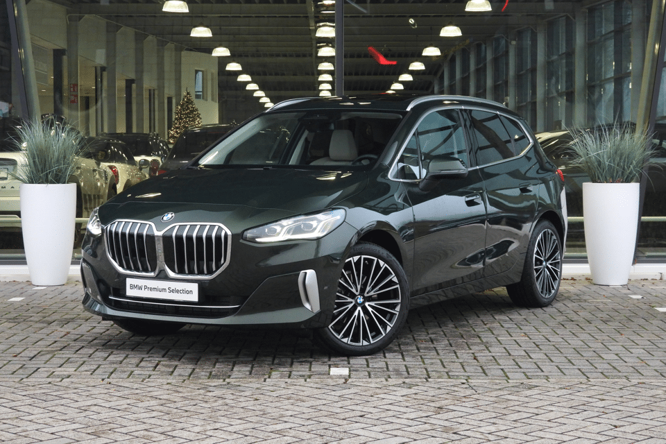 BMW 2 Serie Active Tourer 220i High Executive Luxury Line Automaat - Afbeelding 1