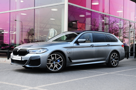 BMW 5 Serie Touring 530e xDrive High Executive M Sport Automaat