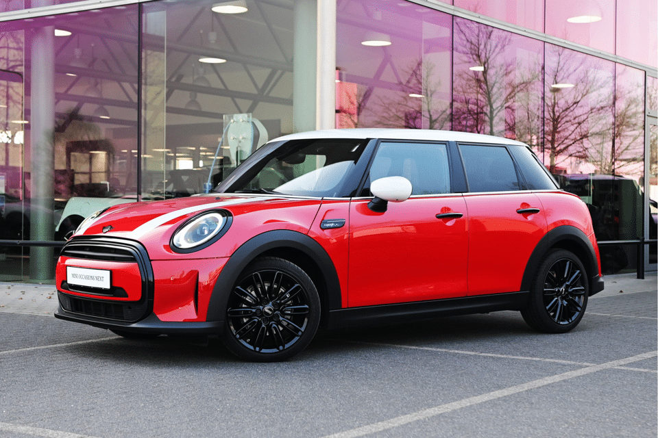 MINI Hatchback Cooper Camden Classic Automaat - Afbeelding 1