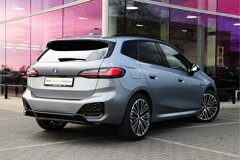 BMW 2 Serie Active Tourer 225e xDrive High Executive M Sport Automaat - Afbeelding 2