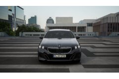 BMW 5 Serie Touring 530e M Sport Automaat - Afbeelding 3