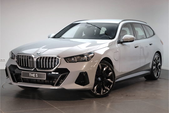 BMW 5 Serie Touring 530e High Executive M Sport Automaat BMW 5 Serie Touring 530e High Executive M Sport Automaat